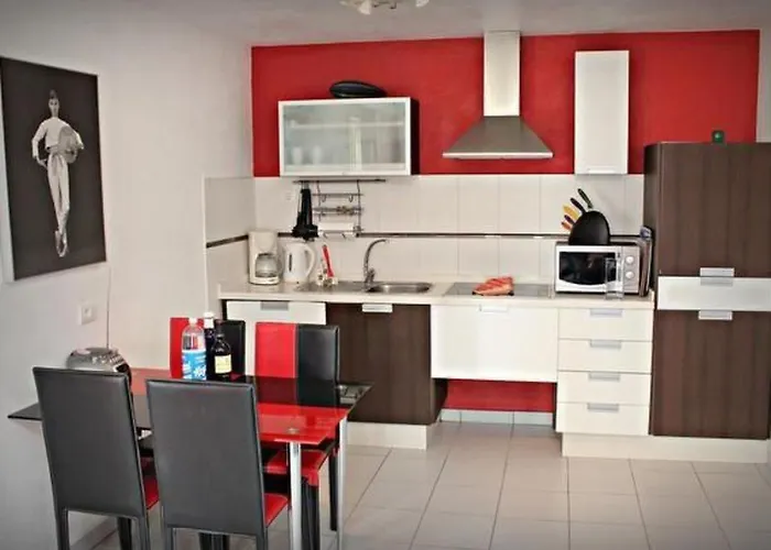 Casa Romeo Mit Kaminofen Und Sonnenterrasse By Interhome *